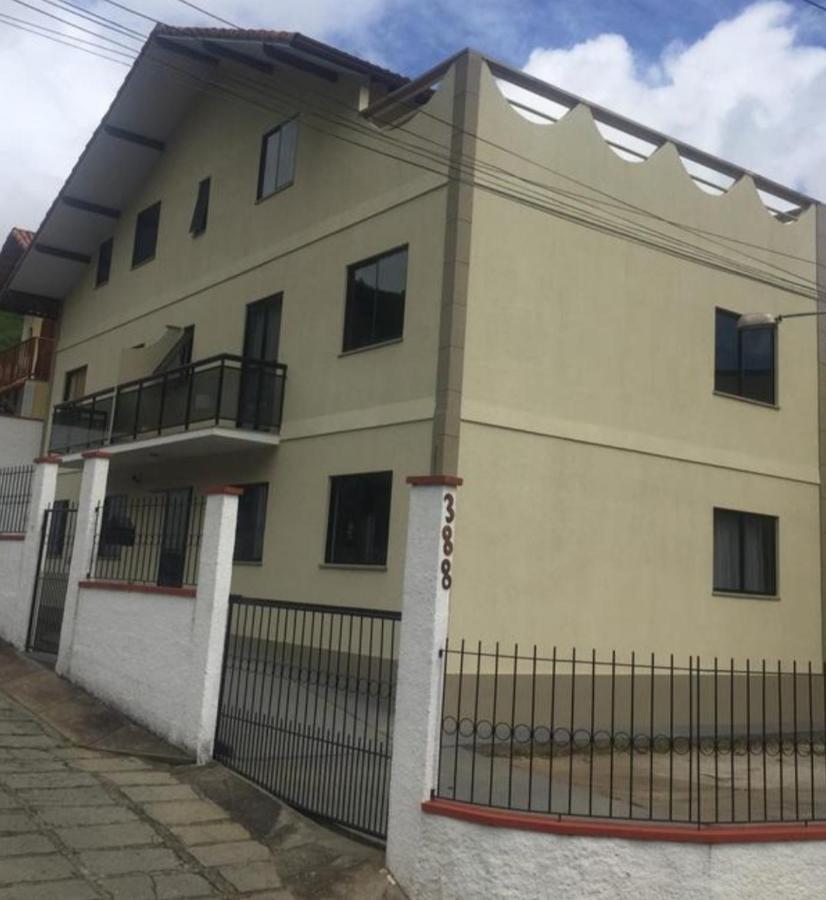 Apartamento Vista Da Montanha Нова-Фрибургу Екстер'єр фото